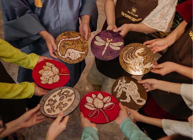 Lacquer painting workshop